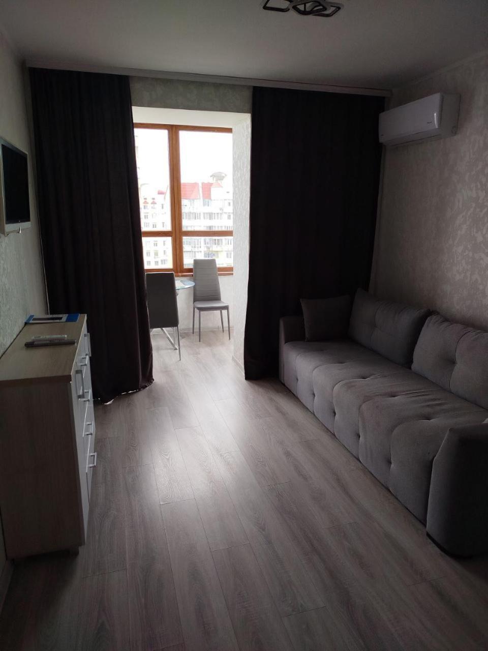 Apart-Hotel Sky Yuzhne Bagian luar foto